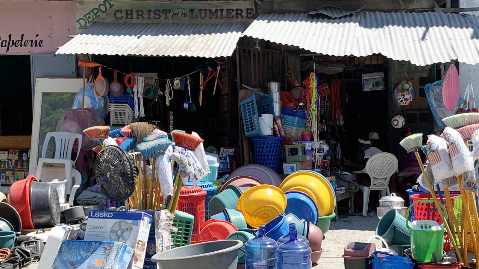 Haitian-home-goods-store