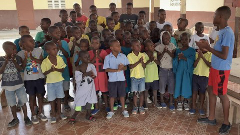 boys-group-of-kids-haiti