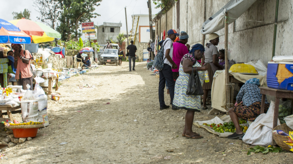 Produce street vendors in Haiti